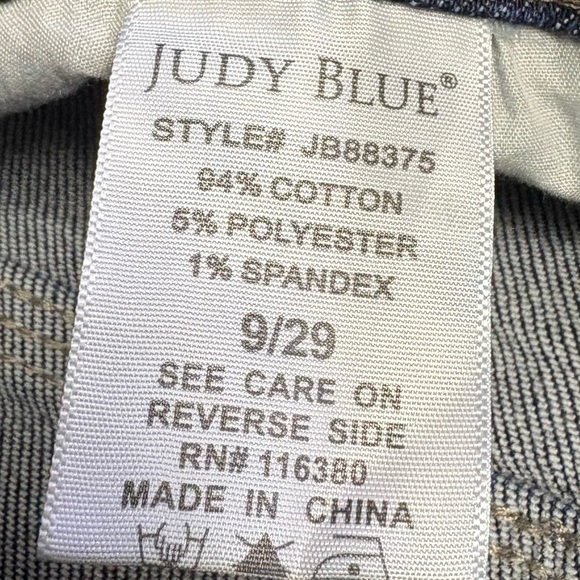 Judy Blue Women’s Cropped Straight Jeans Size 9/29 Cut Ankle Raw Hem Blue Denim - Picture 11 of 11
